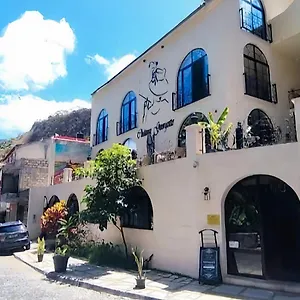 Chateau Georgette Cape Verde